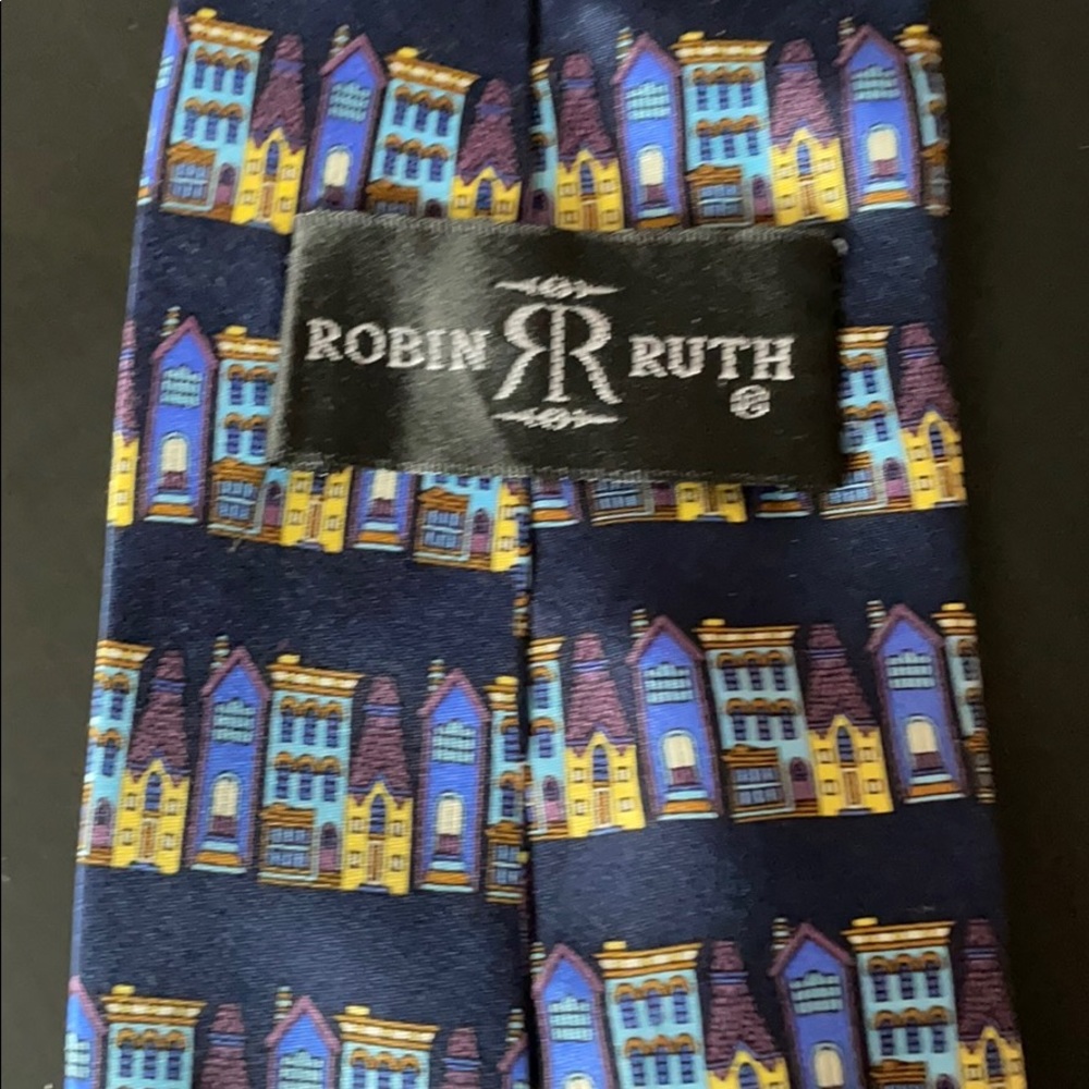 Tie - Picture 2 of 3